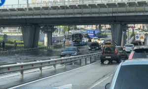 俄罗斯莫斯科遭遇强降雨