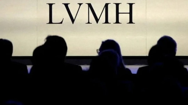 财报速递 | 中国消费者减少购买奢侈品，LVMH第三季度亚洲市场收入大跌16%