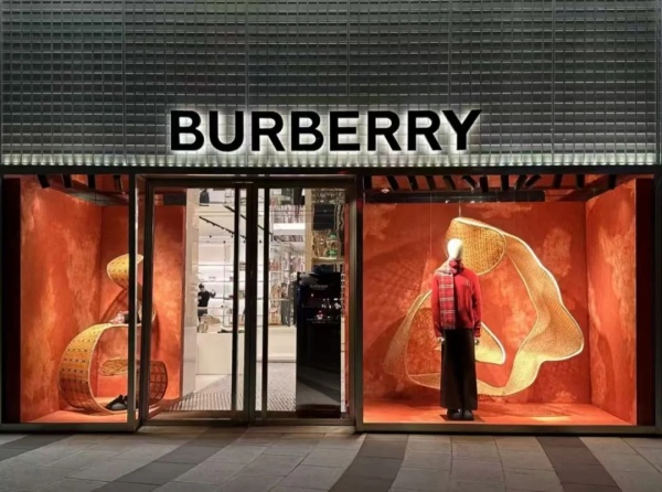 深度 | Burberry 选对了人